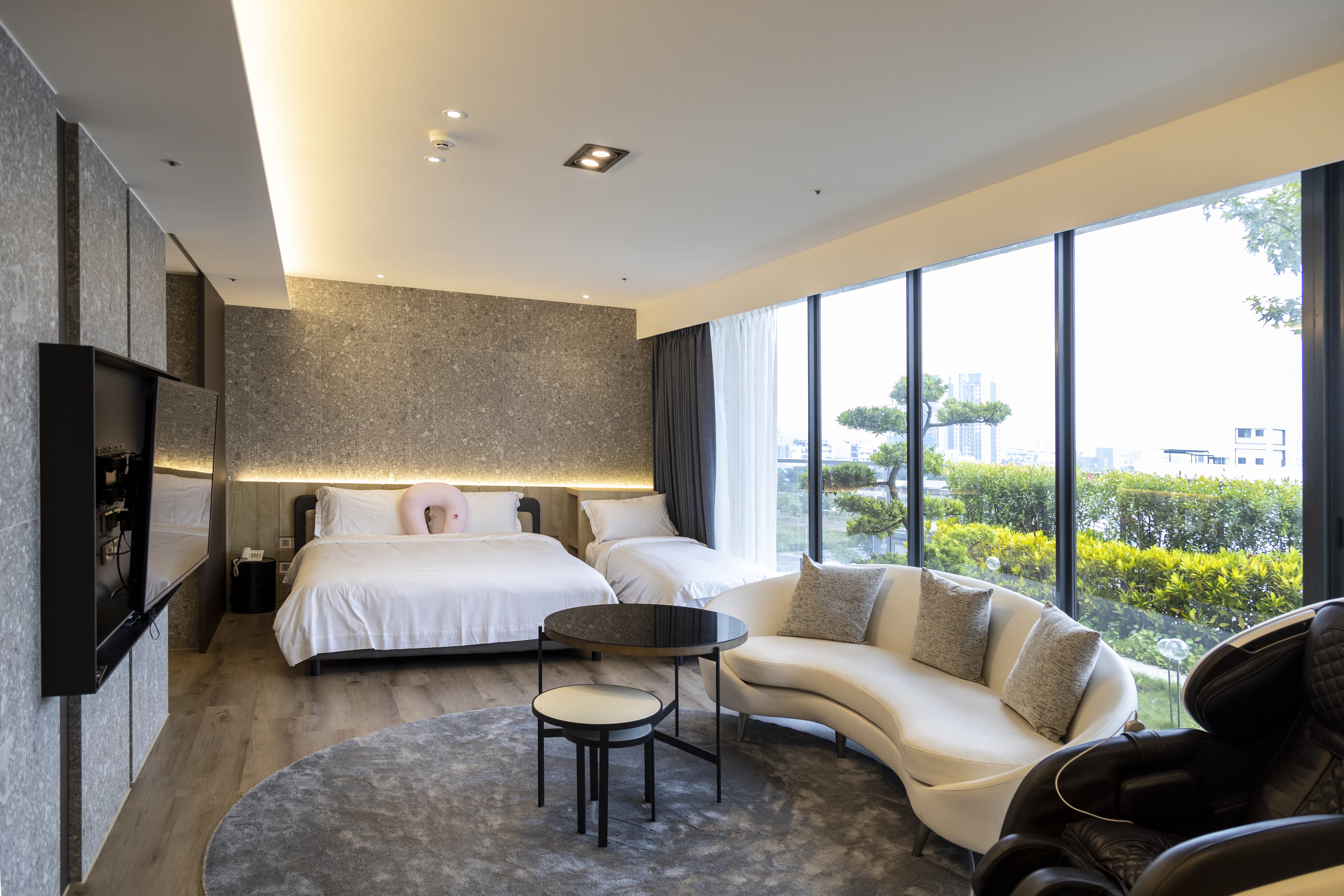 順風產後護理之家_尊爵VIP房(一房一廳，行政套房)_2