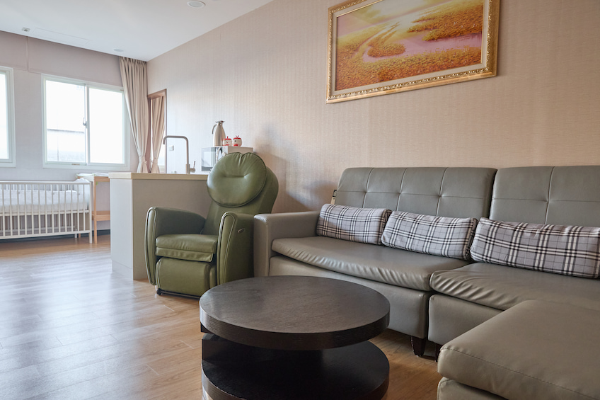 晟安月子中心_首席套房_2