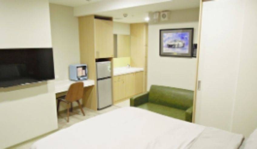 柏仁醫院附設產後護理之家_風尚超跑房型_1