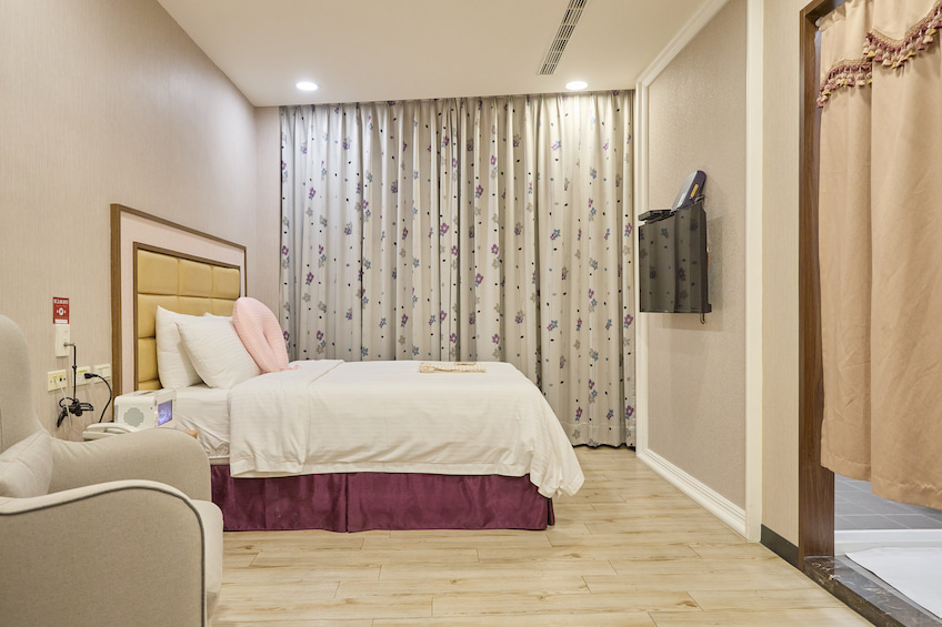 晟安月子中心_典藏套房_2